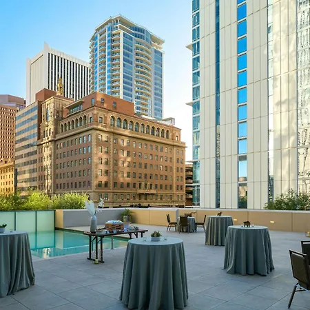 The Westin Phoenix Downtown
