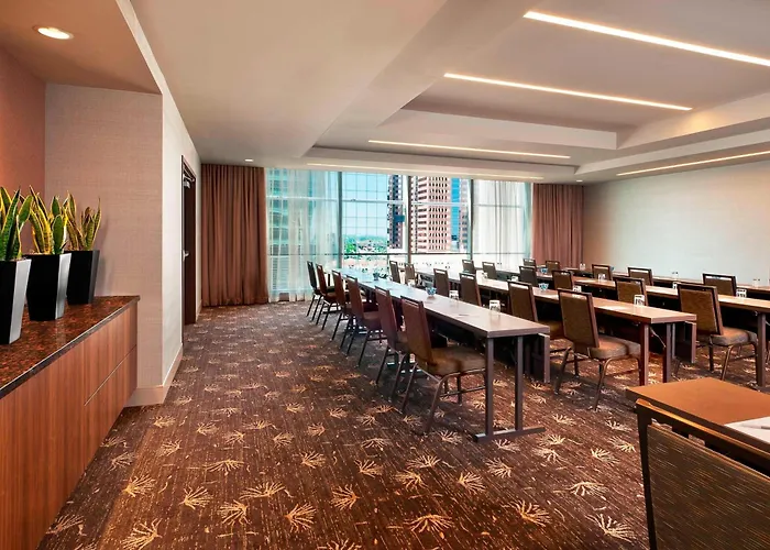 The Westin Downtown Hotel 4*
